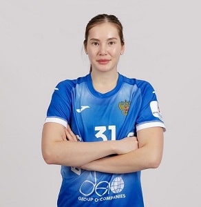гандболистка Карина Сабирова