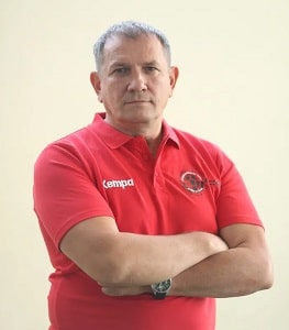 тренер по гандболу Дмитрий Бочарников